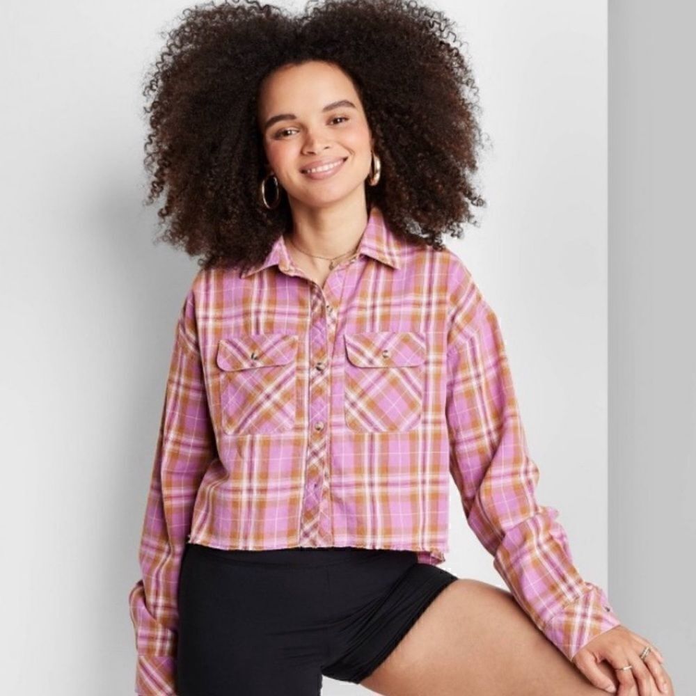 Wild Fable  Long Sleeve Cropped Button Down Plaid Shirt Pink NWT Size S or M - Picture 3 of 7
